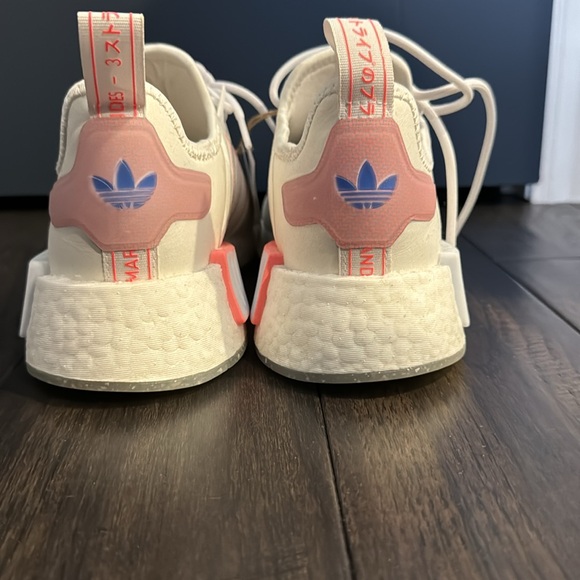 Adidas NMD_R1 GW5679 - Picture 2 of 3